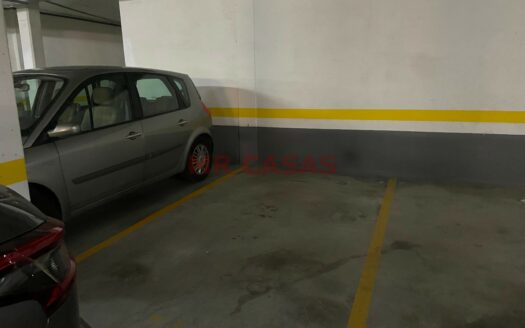PLAZA DE PK EN VENTA ZONA SIGLO XXI