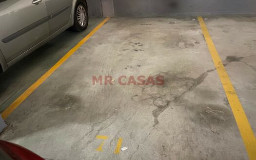PLAZA DE PK EN VENTA ZONA SIGLO XXI