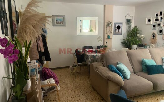 PISO AMPLIO CON PK