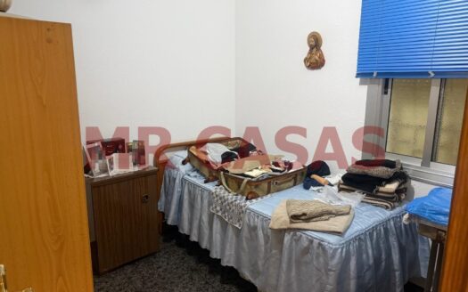 PISO AMPLIO DE 3 HABITACIONES