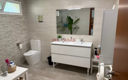 ESPECTACULAR CASA EN PLENA NATURALEZA